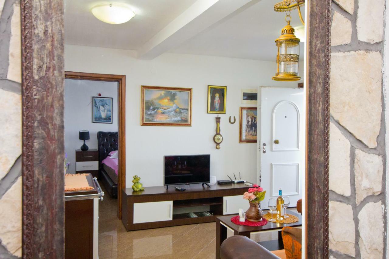 Apartments Dora โดบราวอดา ภายนอก รูปภาพ