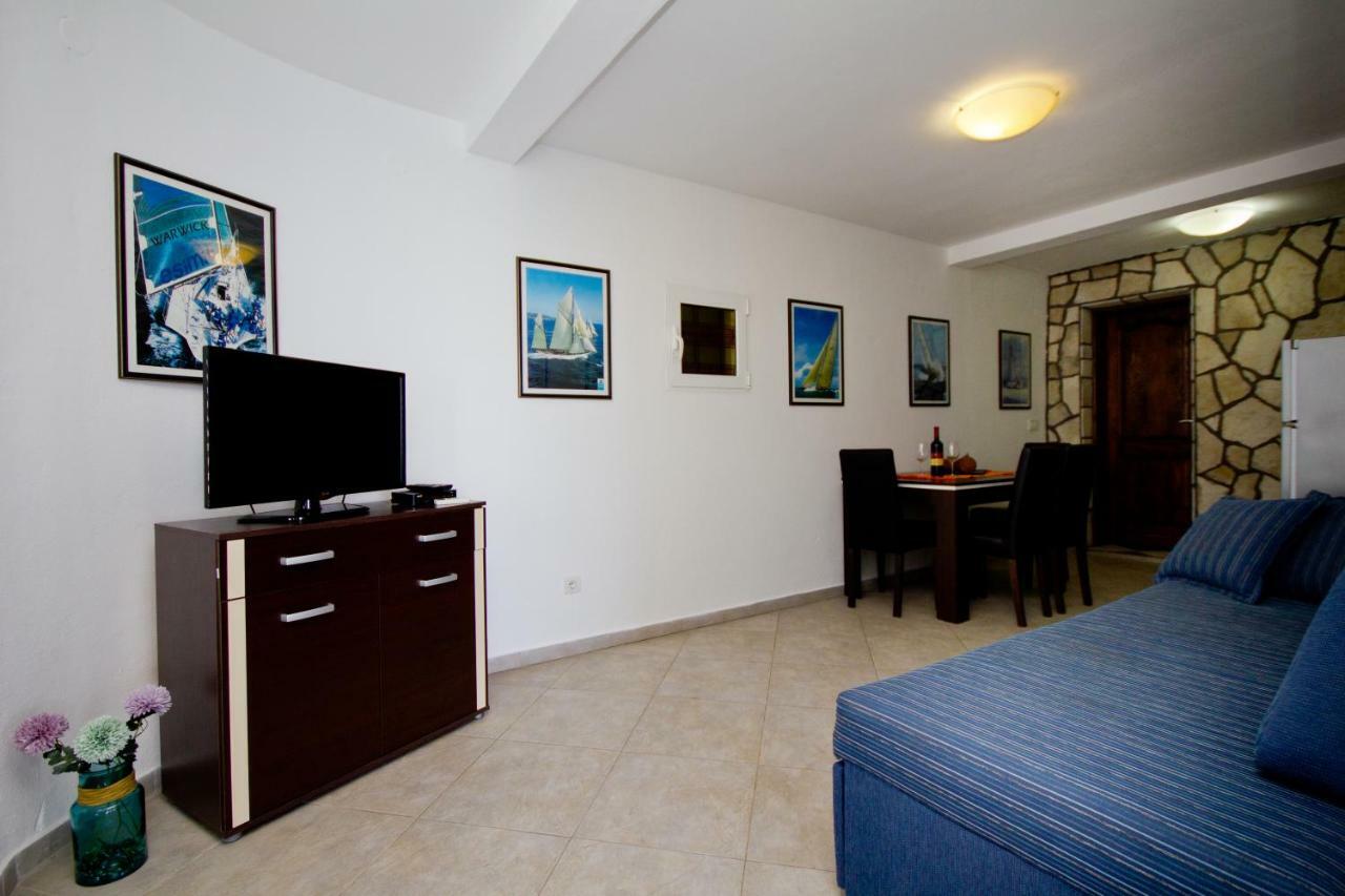 Apartments Dora โดบราวอดา ภายนอก รูปภาพ